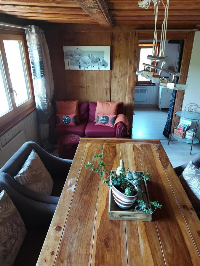Petite Maison Sur La Colline Du Gibloux: 1Chambre,1 Salon Et Salle De Bain Prives Au Rez De Chausse, Piscine Exterieur Et Bbq , Le Chatelard  Экстерьер фото
